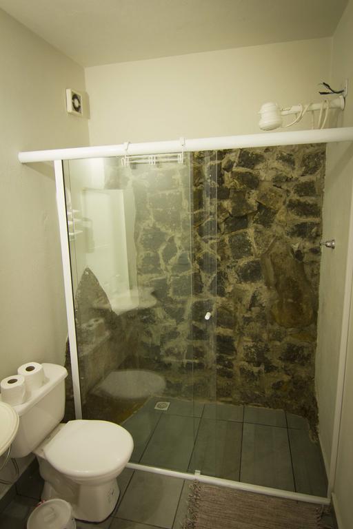 אובטובה Haleiwa Chales E Suites - A Guest House Do Prumirim מראה חיצוני תמונה