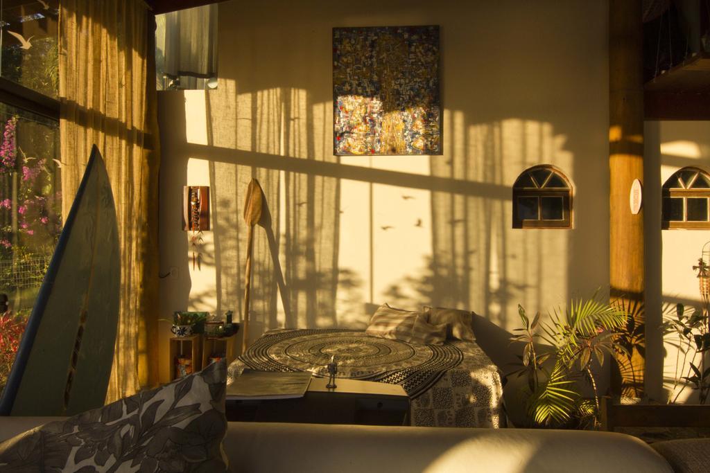 אובטובה Haleiwa Chales E Suites - A Guest House Do Prumirim מראה חיצוני תמונה